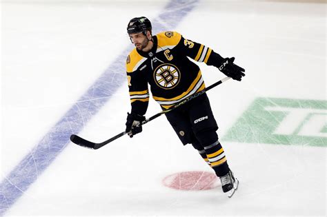 Patrice Bergeron wins record 6th Selke Award